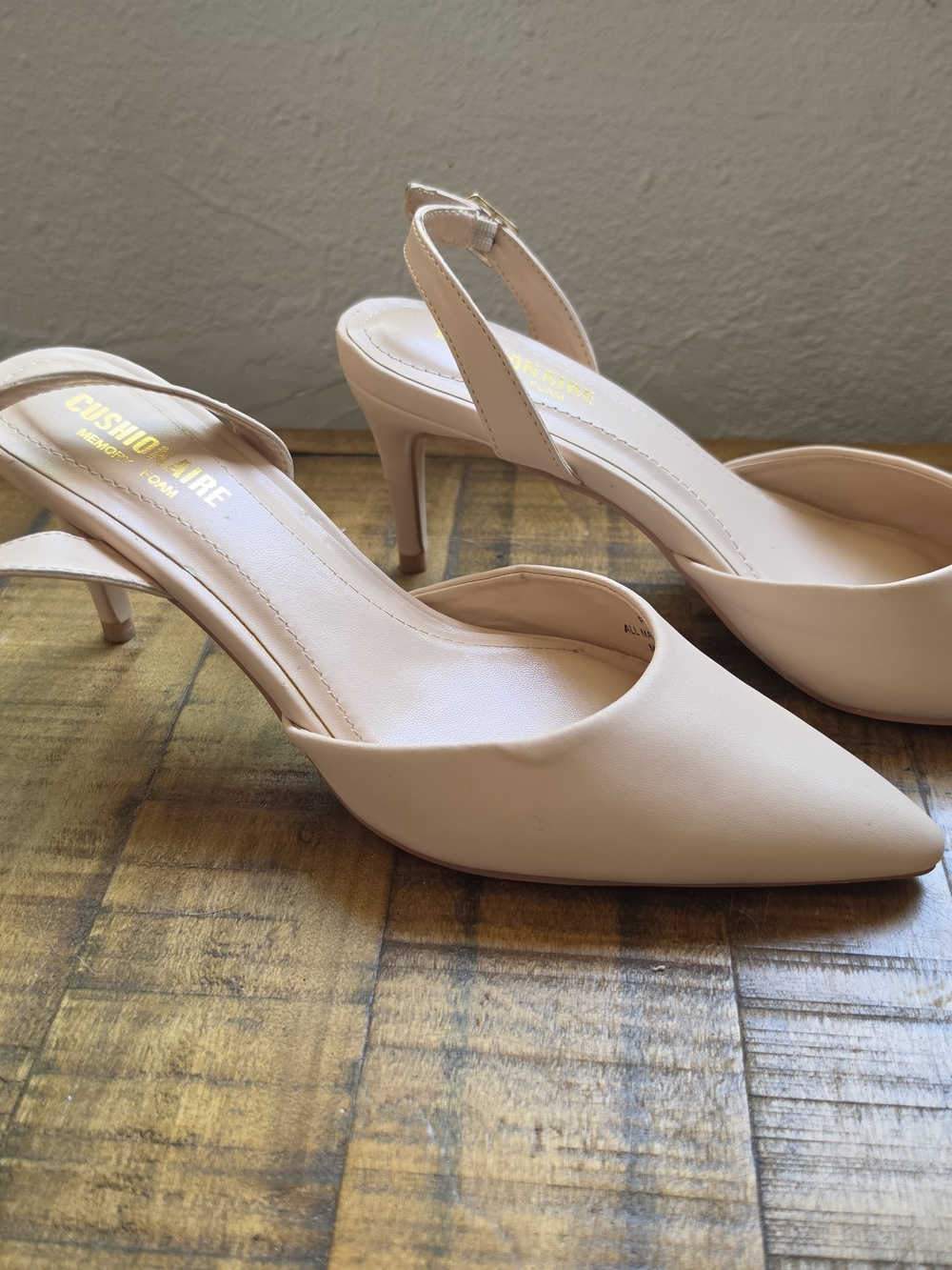 Cushionaire Blush Pointed-Toe Slingback Heels